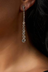 Cercei Galatea din cristale argintii Sia House pentru femei elegante